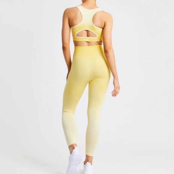 AYBL Pulse Leggings - Picture 2 of 6